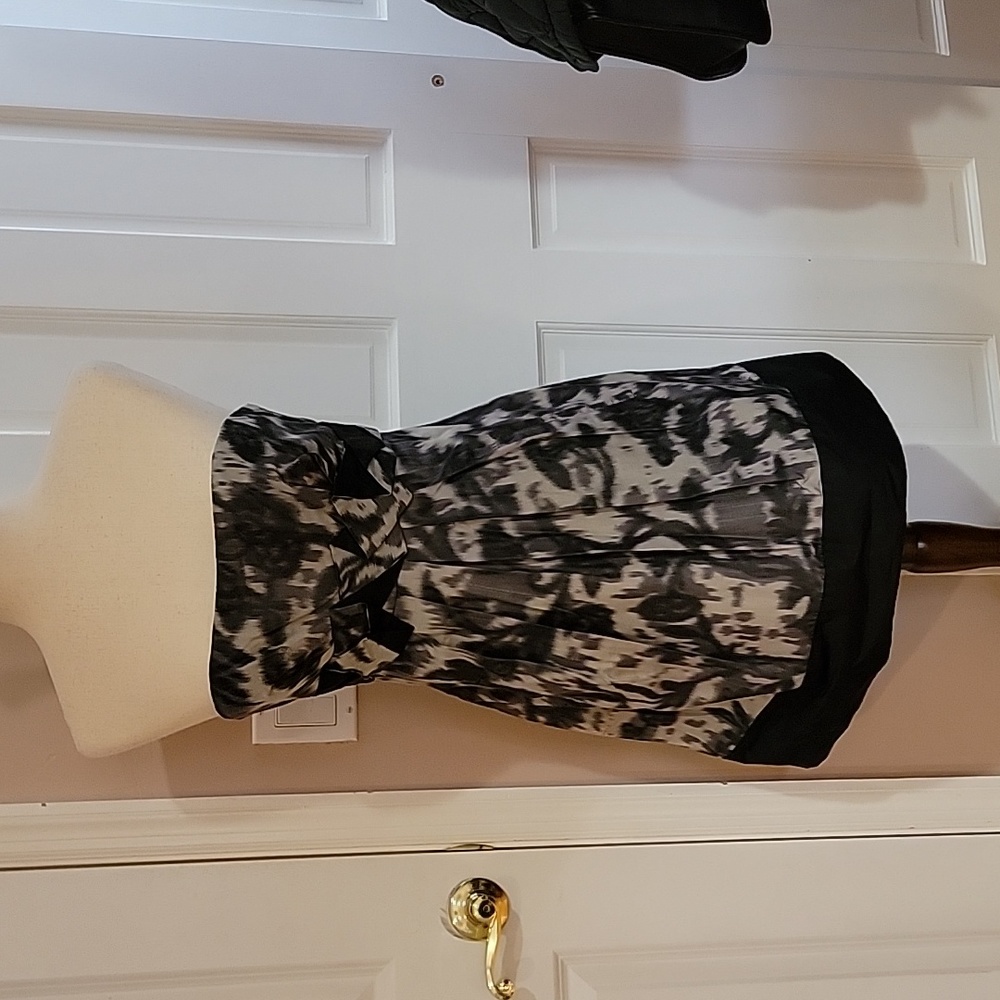 BCBG Maxzria Stapless Coctail Dress